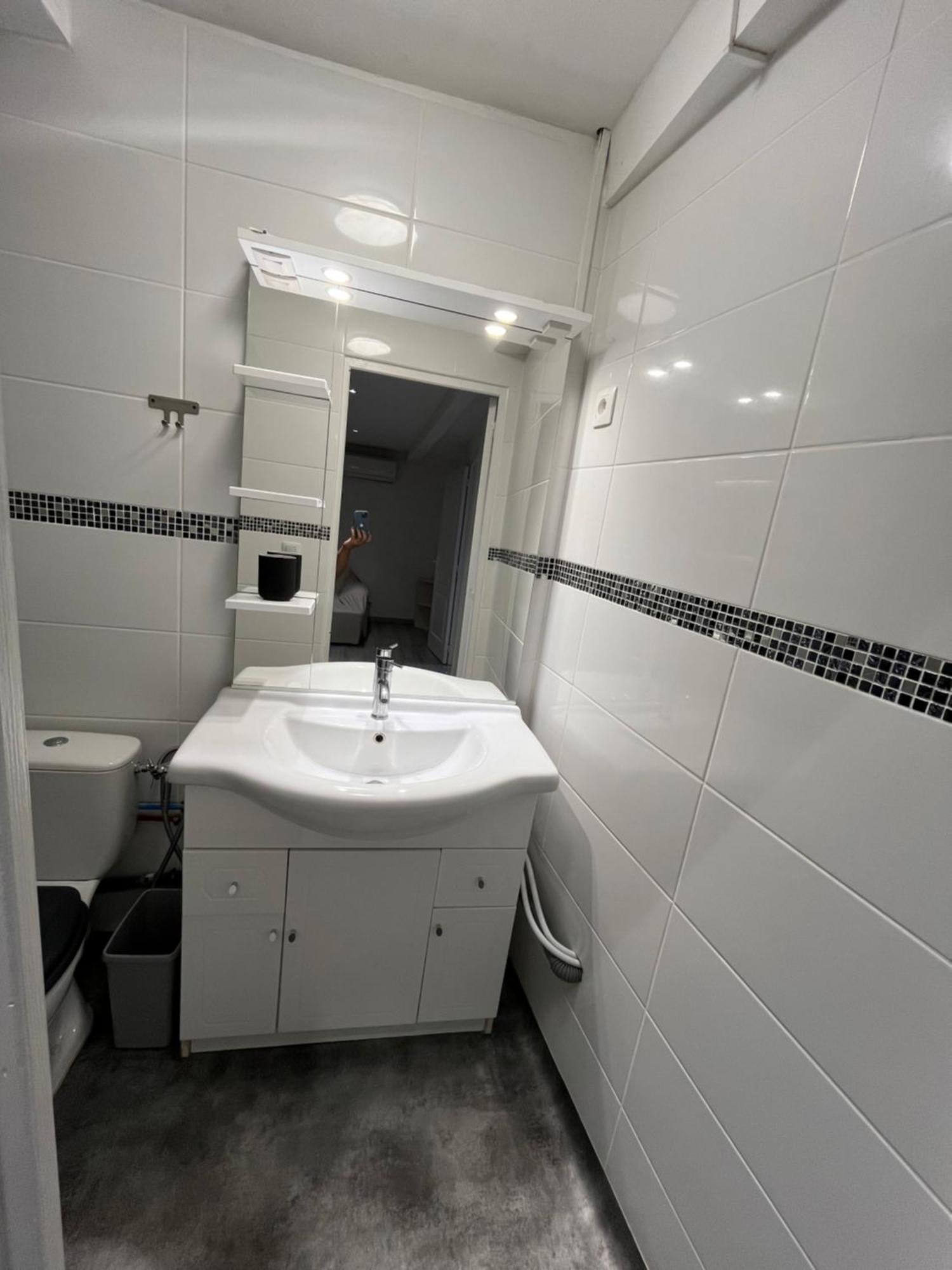 Grand - 2 A 6 Places Lunel (Herault)